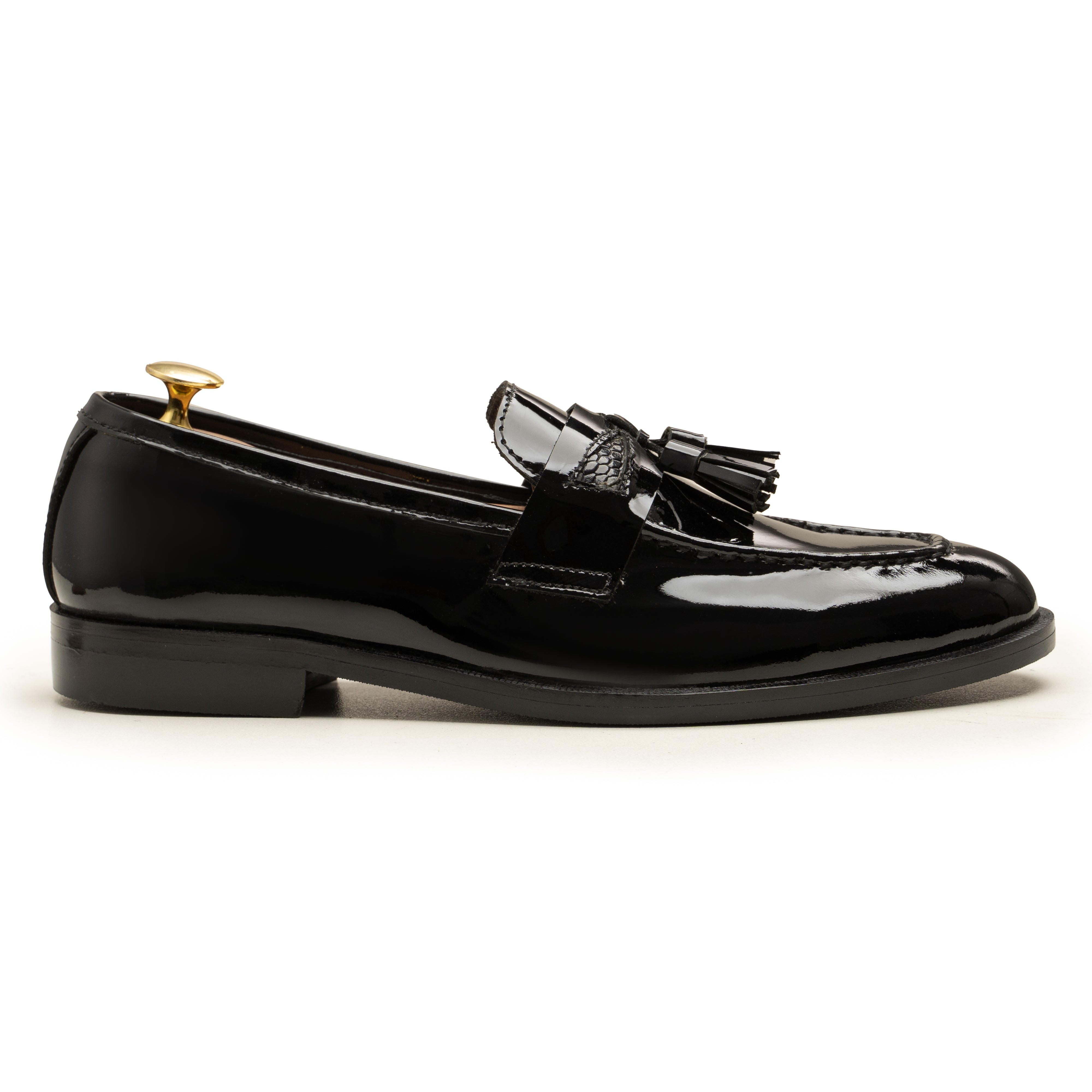 VELIN TASSLE LOAFERS