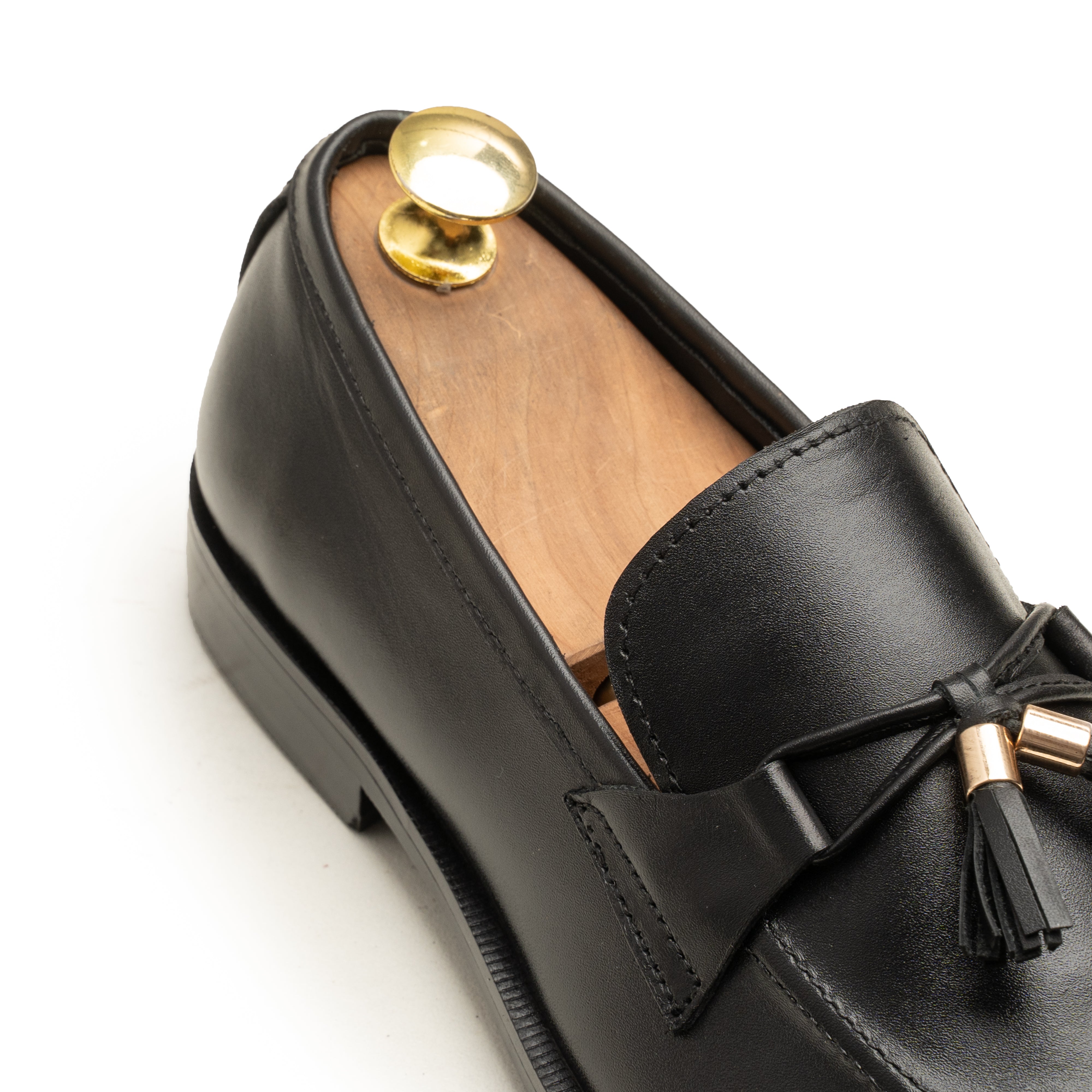 ARVON TASSLE LOAFERS