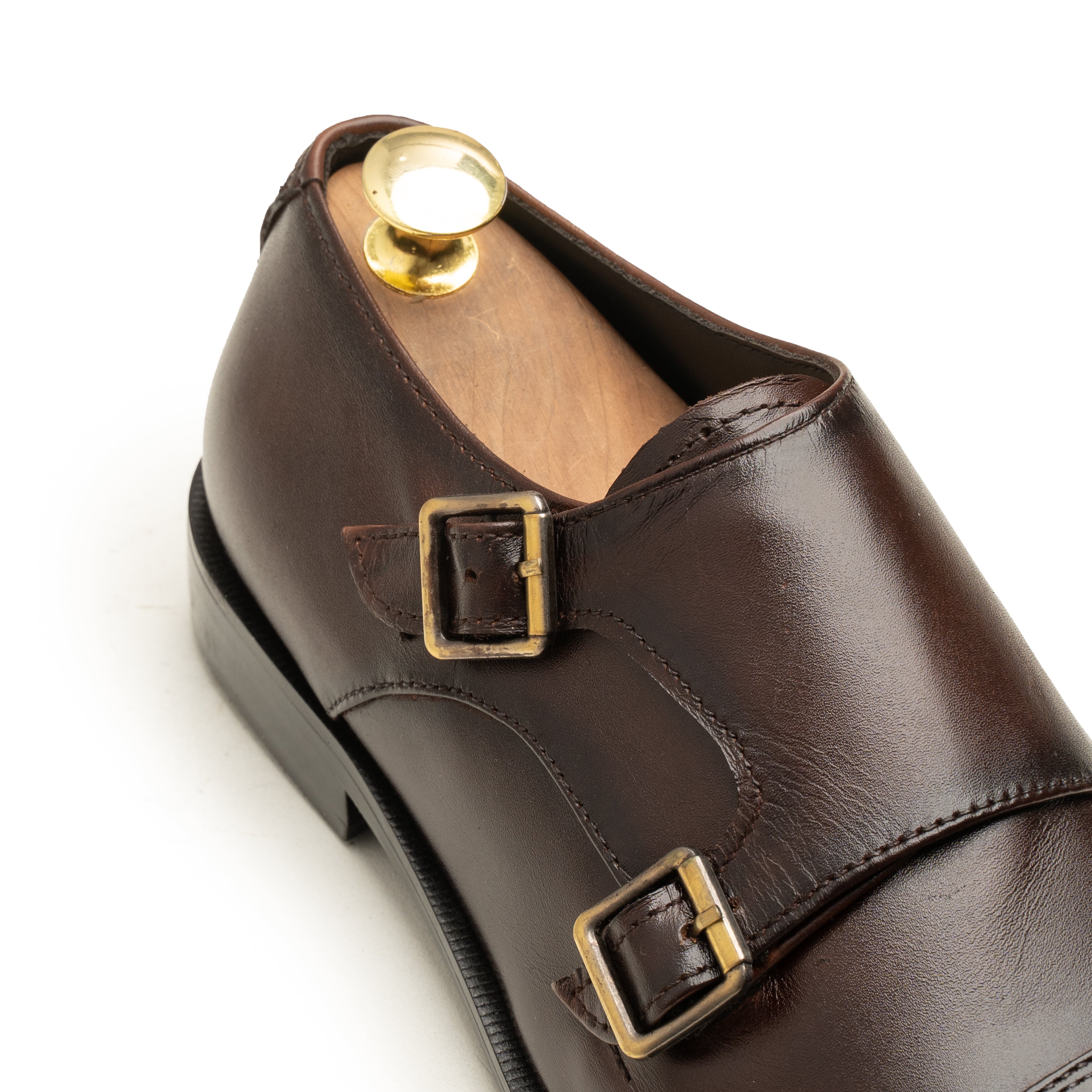 ISVARA DOUBLE MONKS