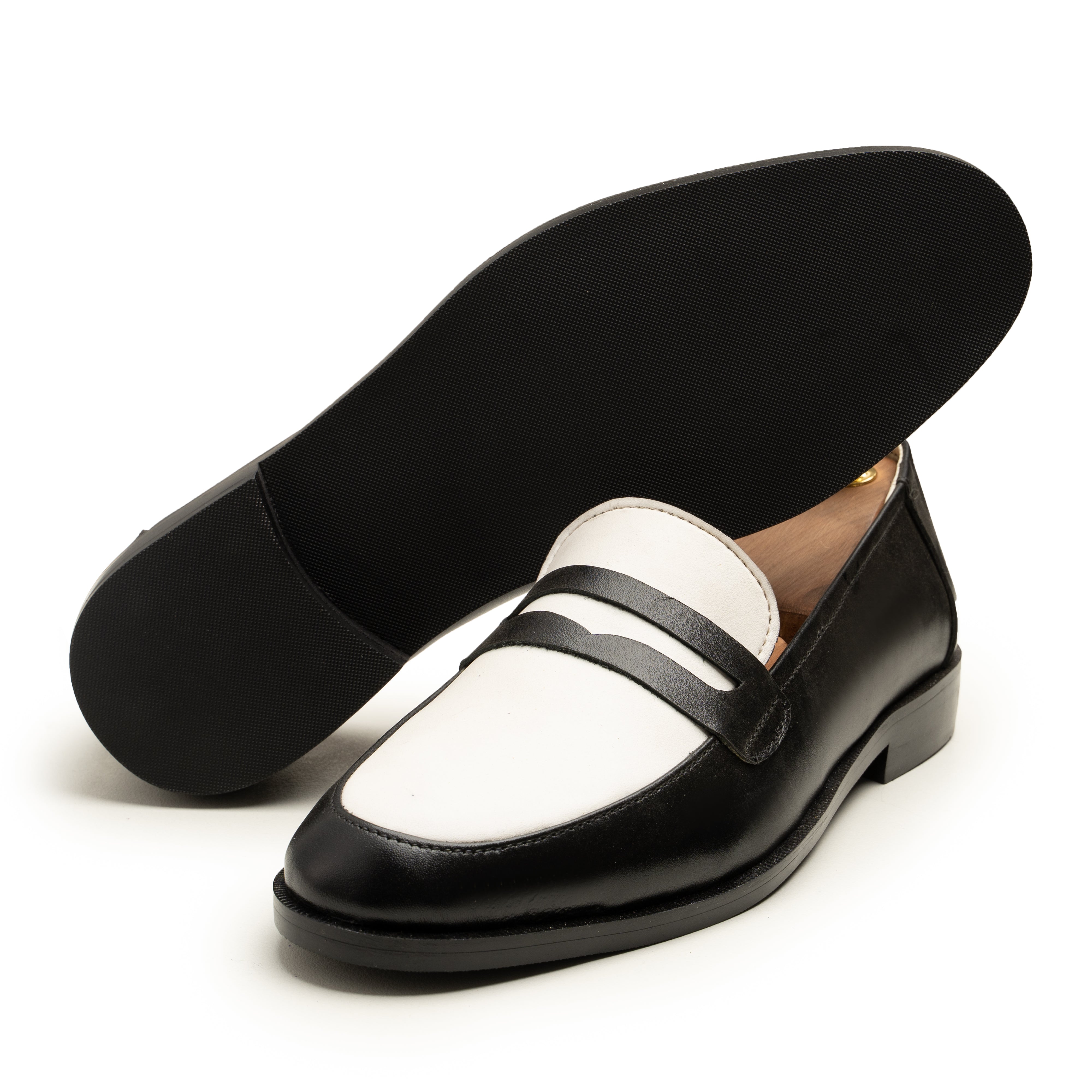 VYNCE PENNY LOAFERS