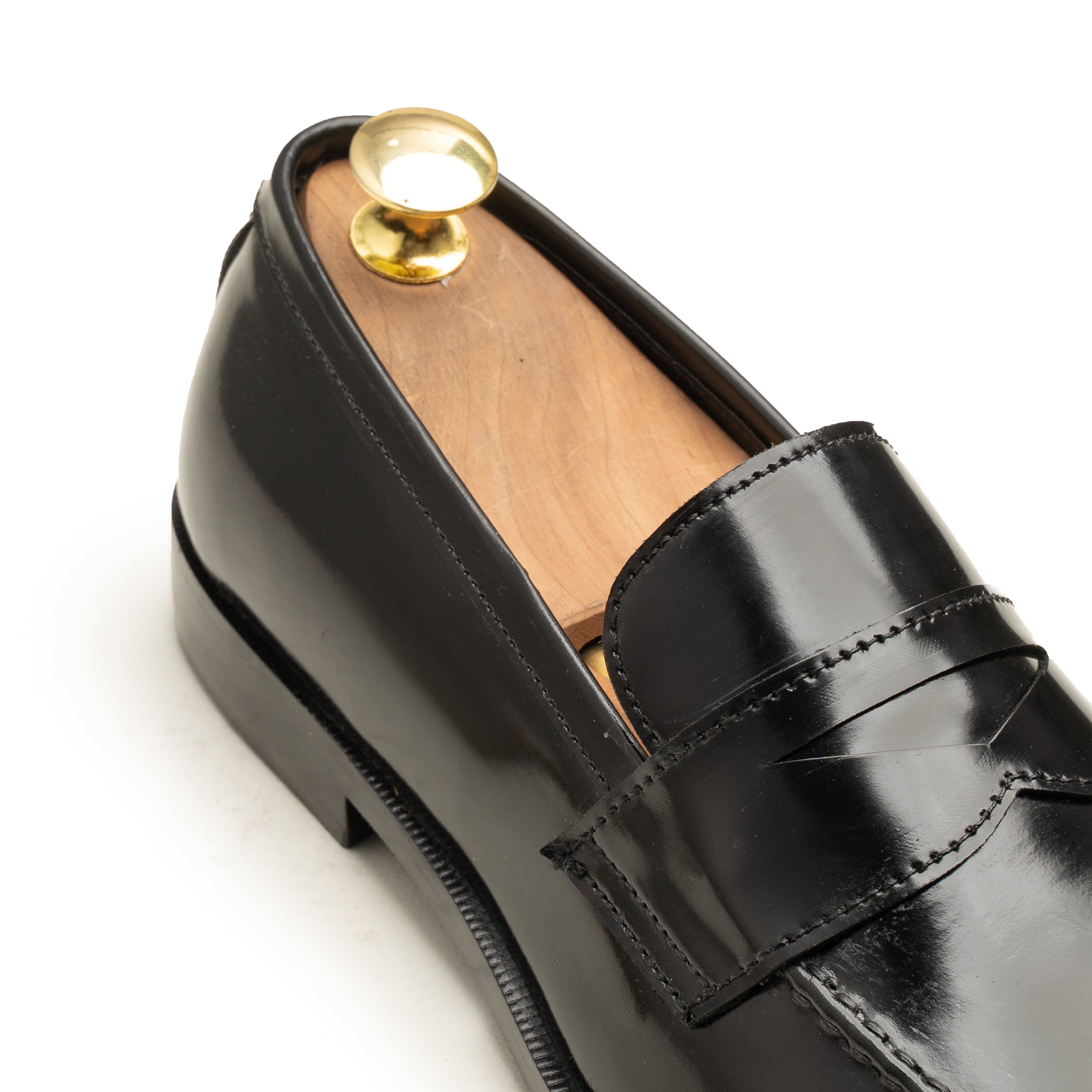 VELION LOAFERS