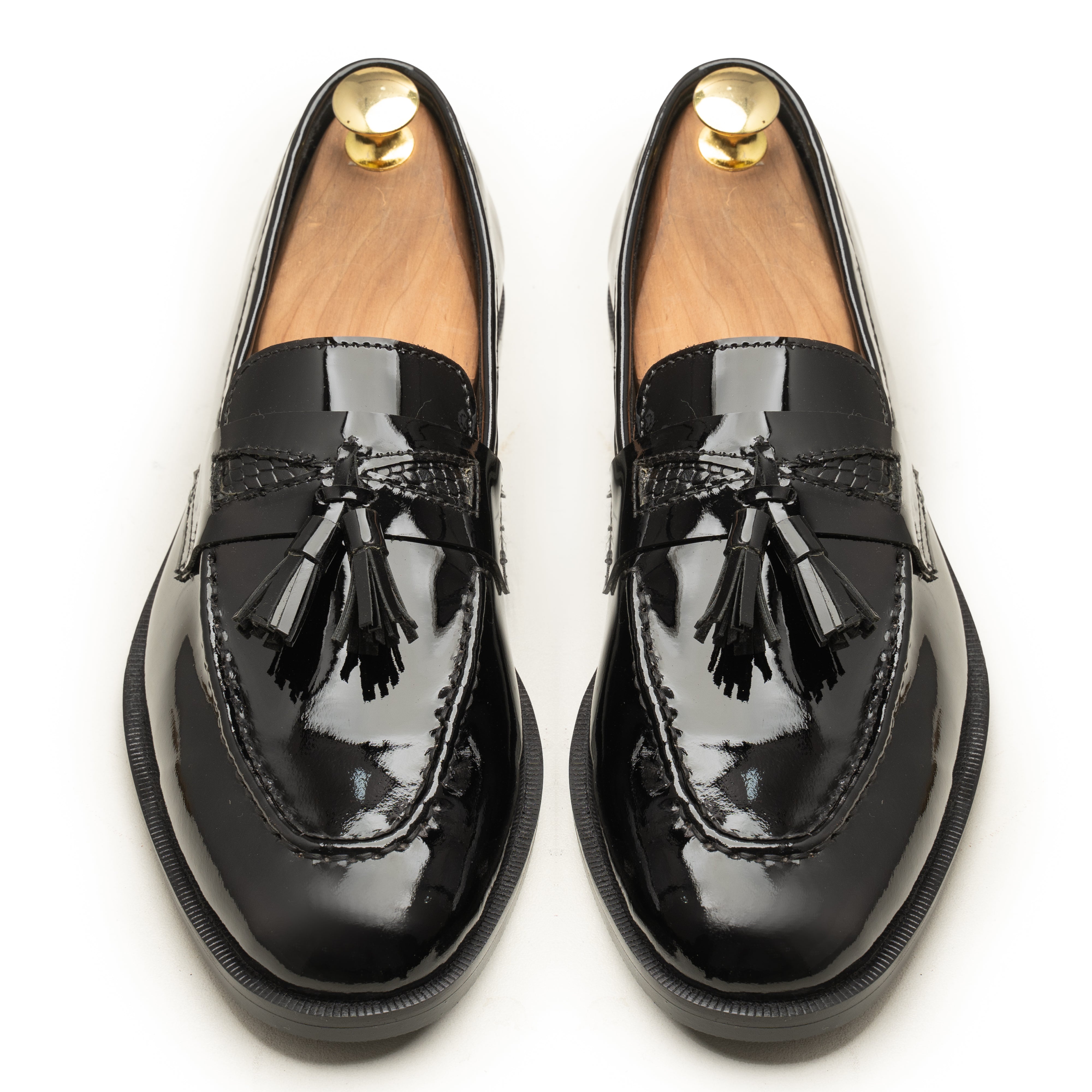 VELIN TASSLE LOAFERS