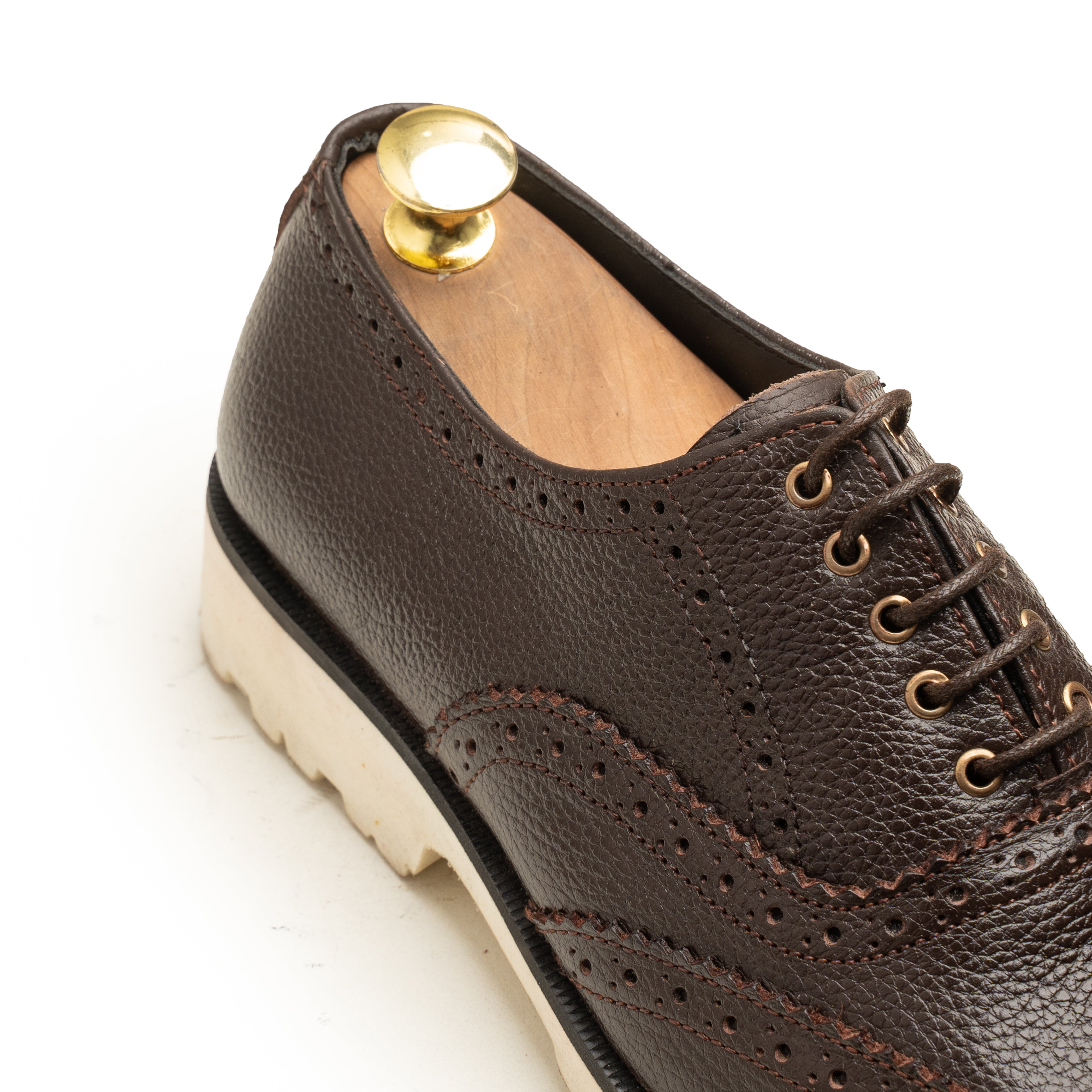 FREYA BROGUES
